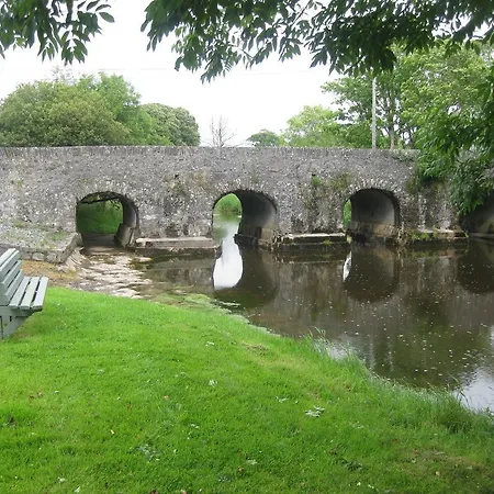 River View House And Country Pub Claremorris